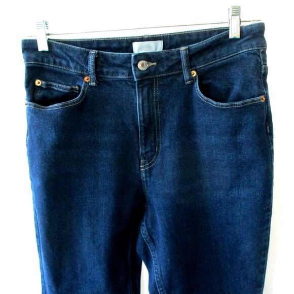 H & M Women's Mid Rise Dark Wash Straight Leg Zip Front Blue Jeans Size 12 - Picture 2 of 8